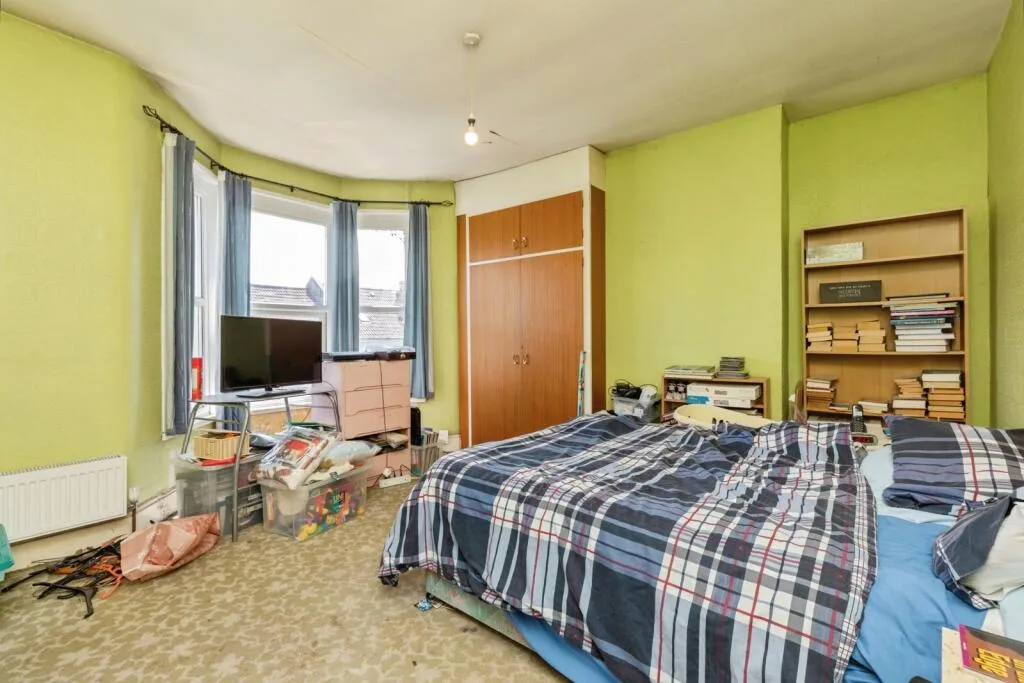 3 bed Terraced