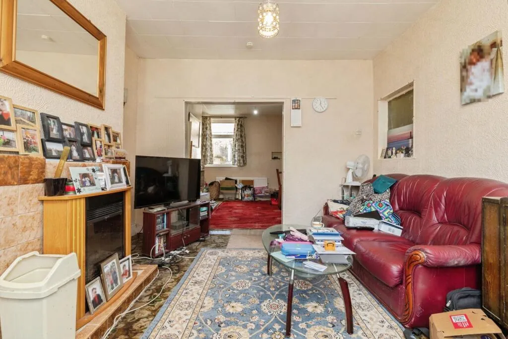 3 bed Terraced