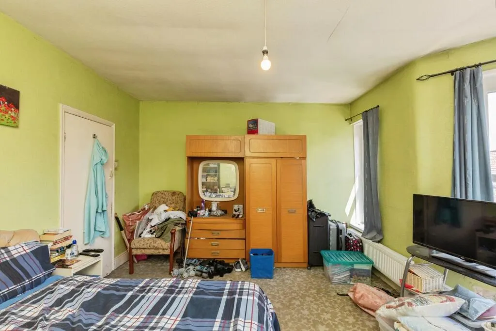 3 bed Terraced