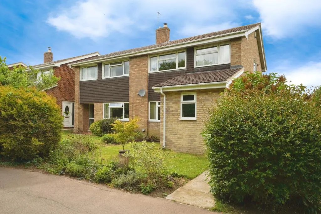 3 bed Semi-Detached