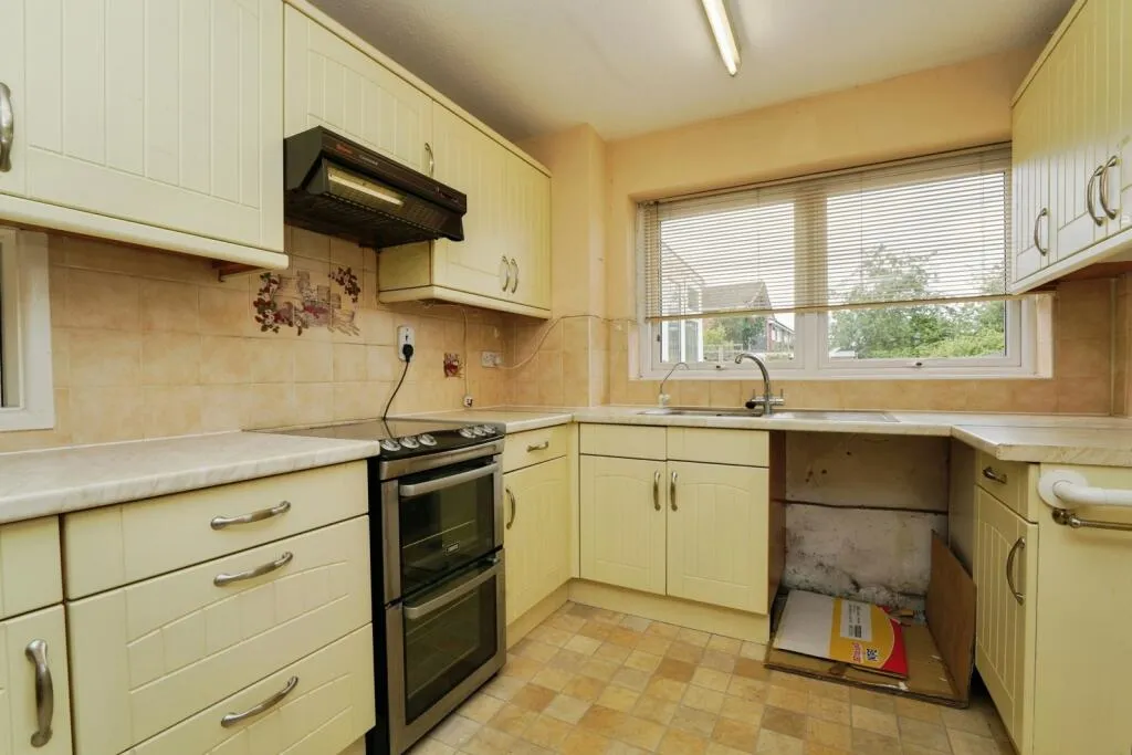 3 bed Semi-Detached