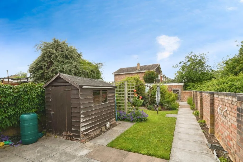 3 bed Semi-Detached