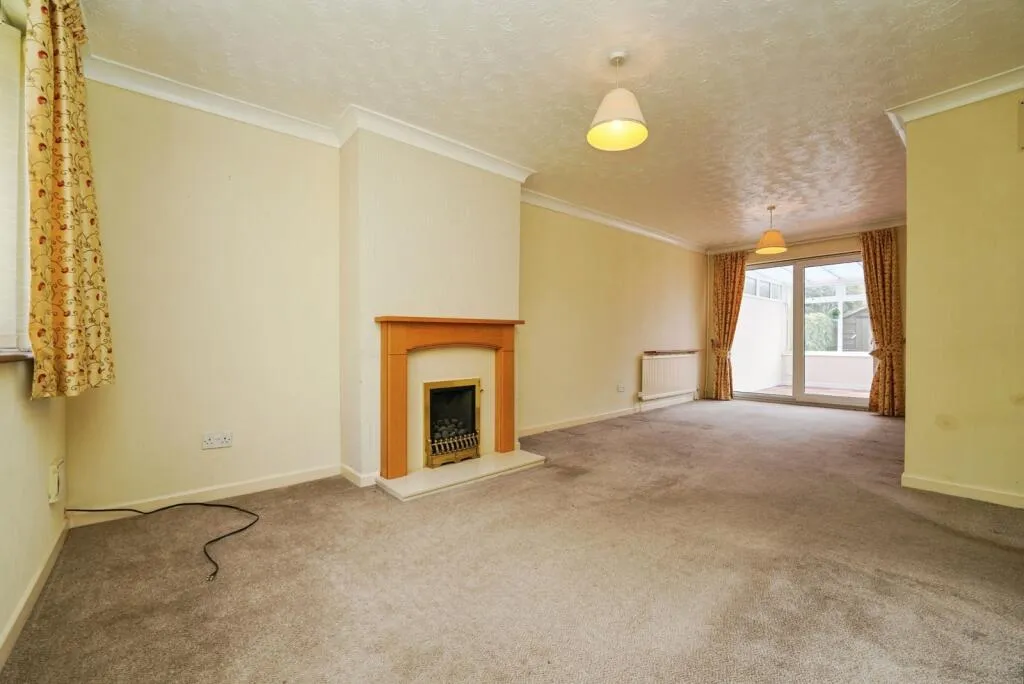 3 bed Semi-Detached