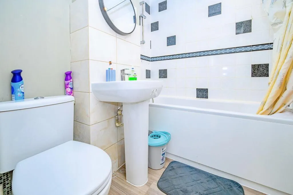 1 bed Maisonette
