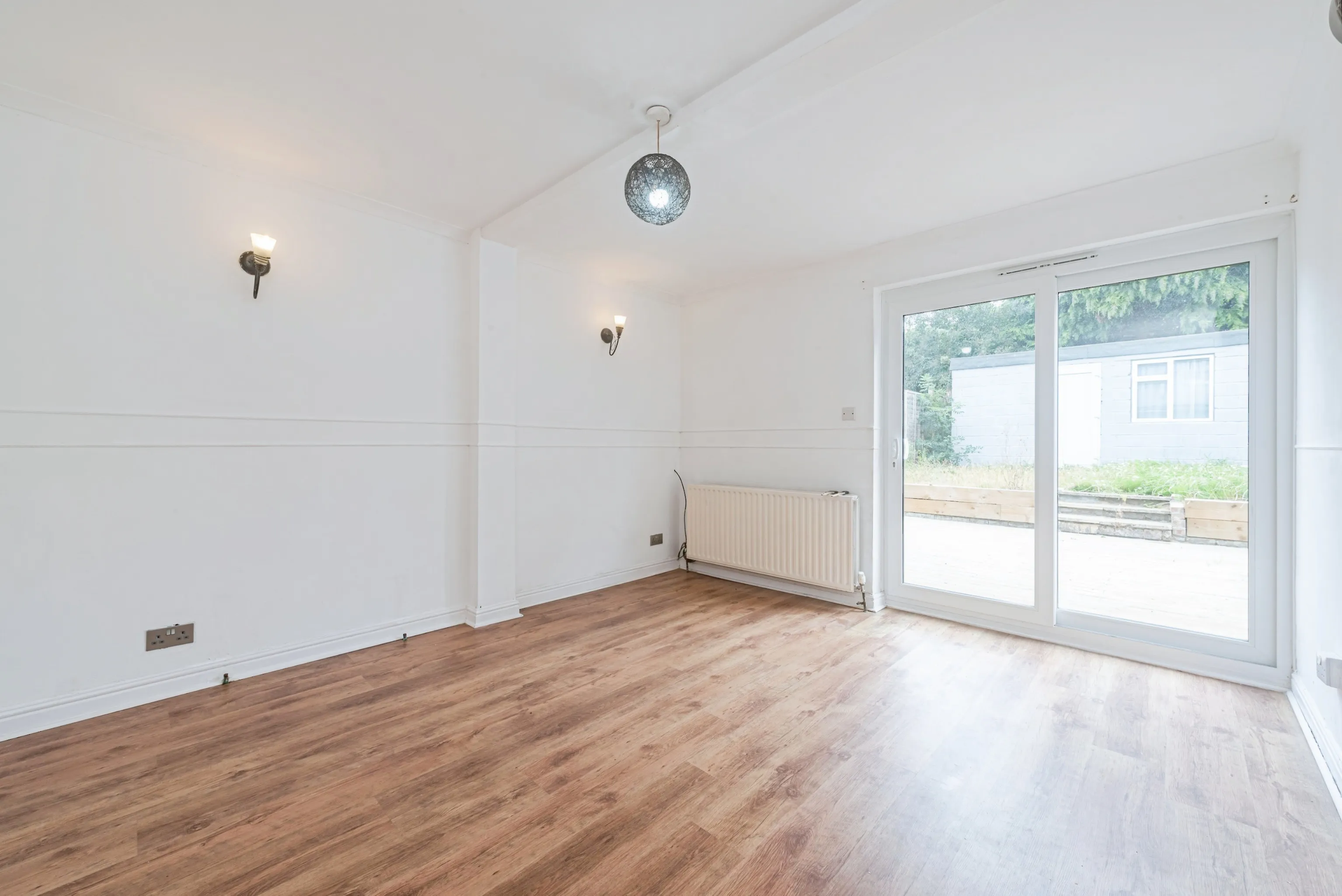 4 bed Terraced