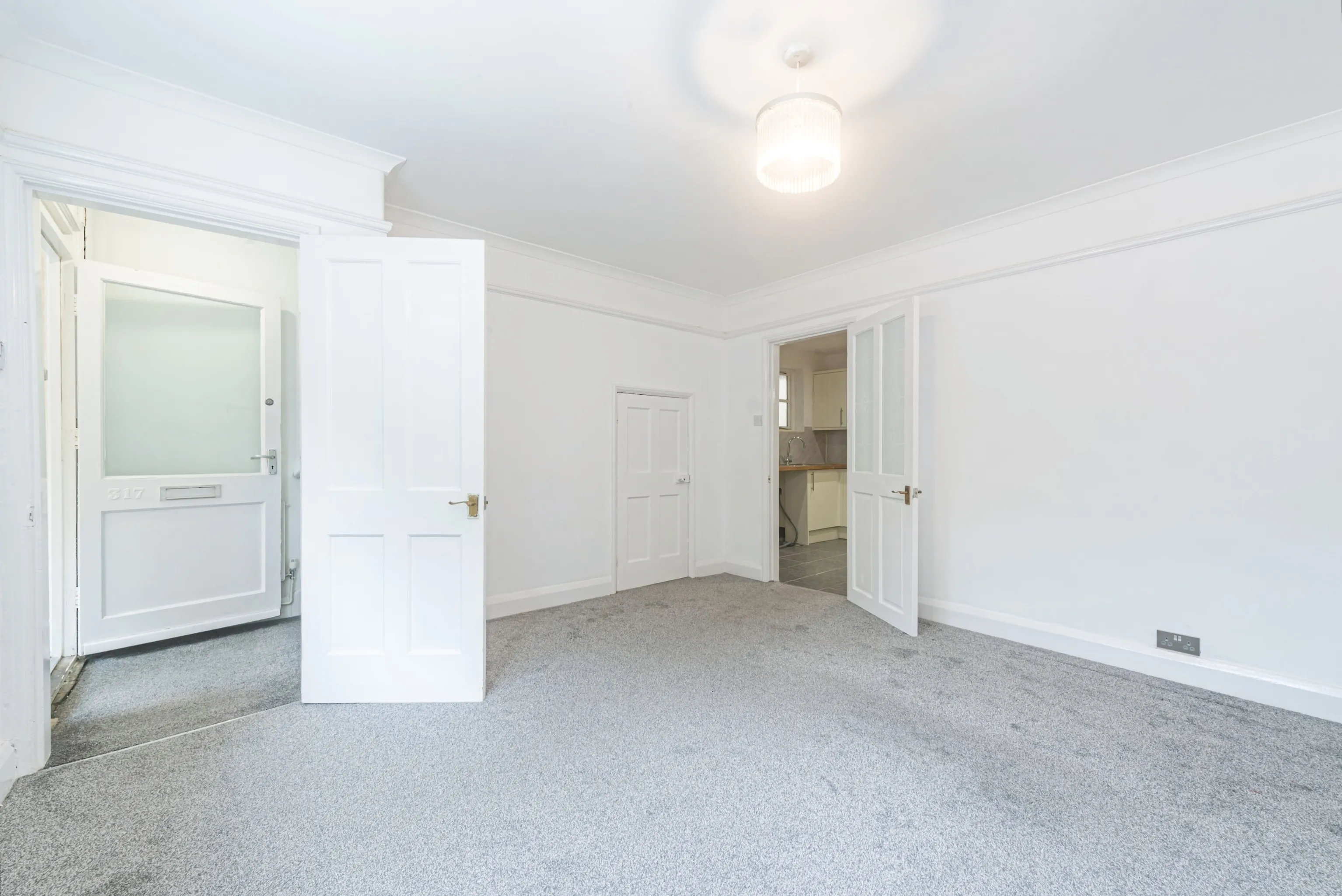 4 bed Terraced
