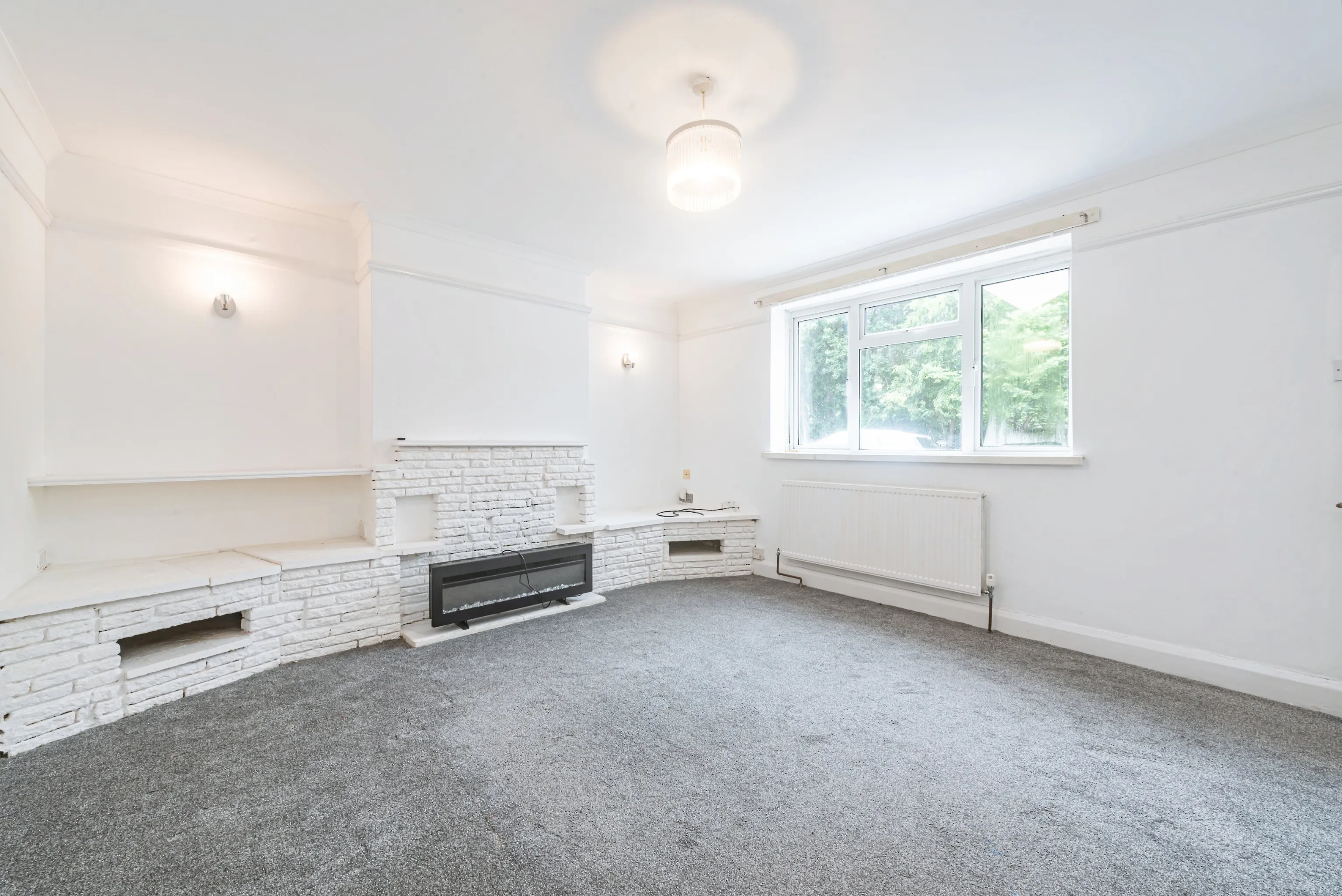 4 bed Terraced