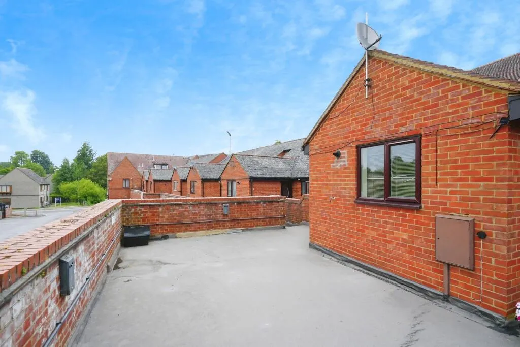 2 bed Apartment