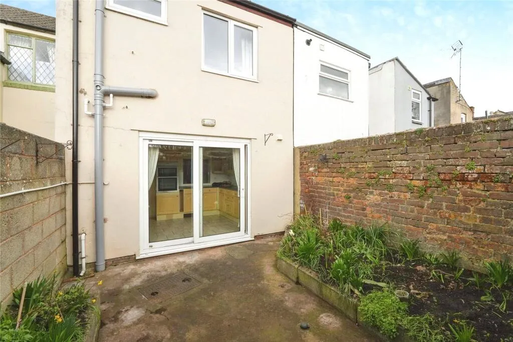 3 bed Terraced