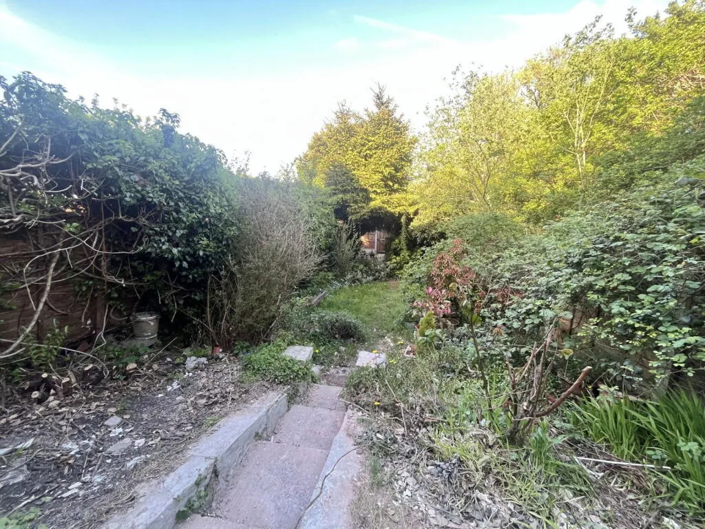 3 bed Terraced