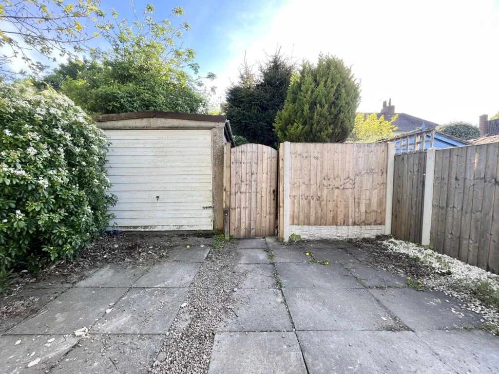 3 bed Terraced