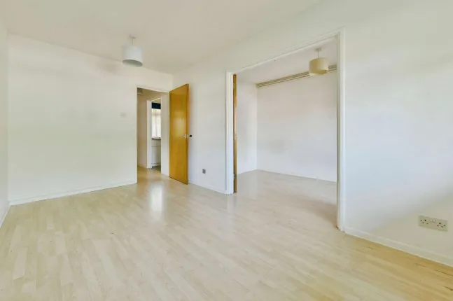 1 bed Apartment
