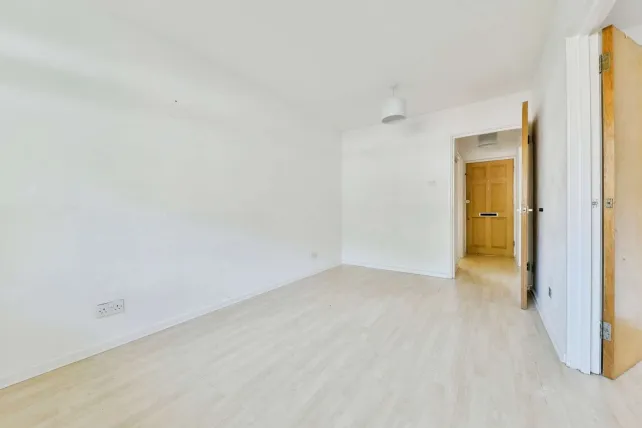 1 bed Apartment