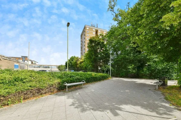 1 bed Apartment