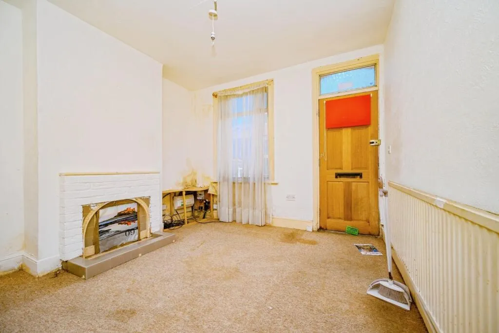 2 bed Terraced
