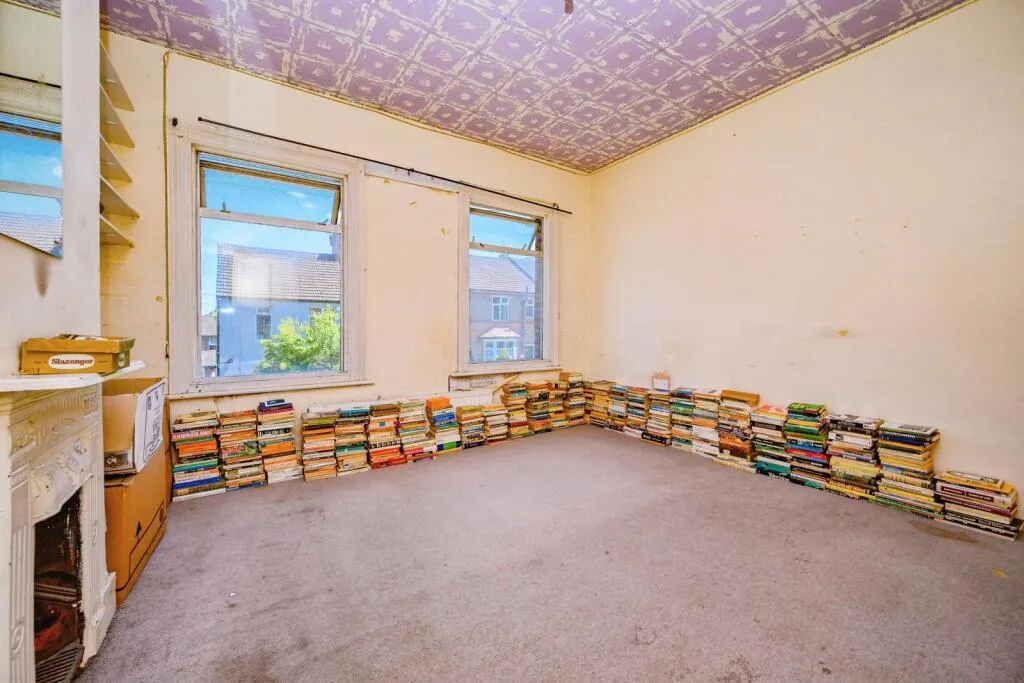 2 bed Terraced