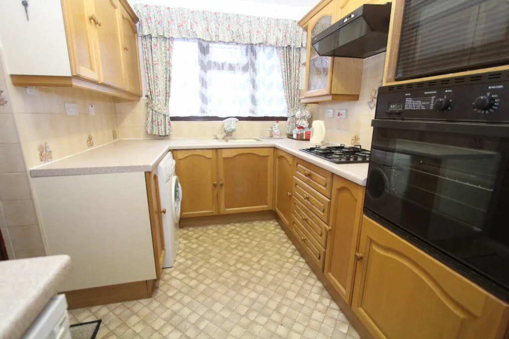 2 bed Detached