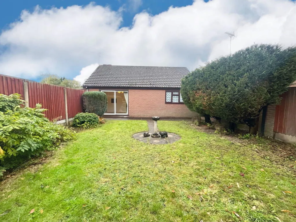 2 bed Detached