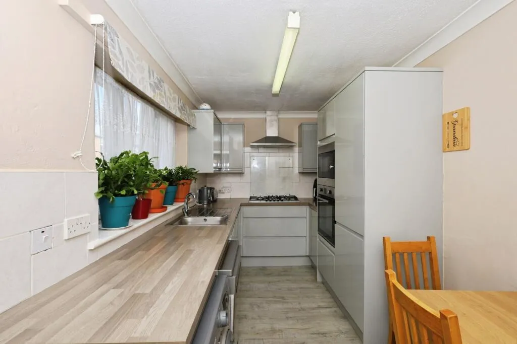 3 bed Terraced