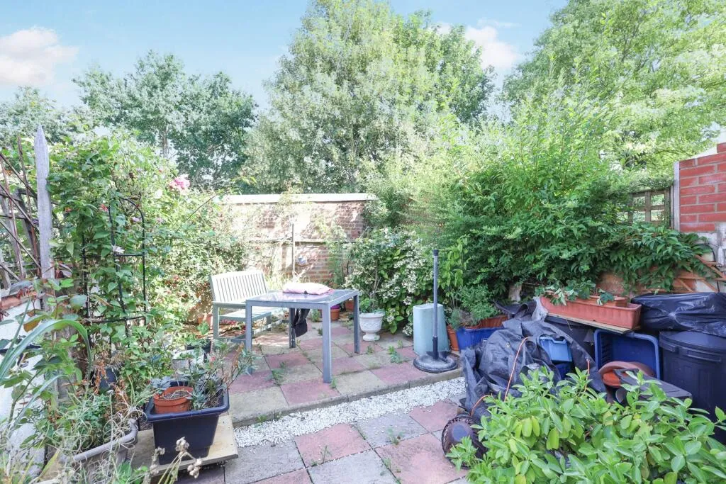 3 bed Terraced