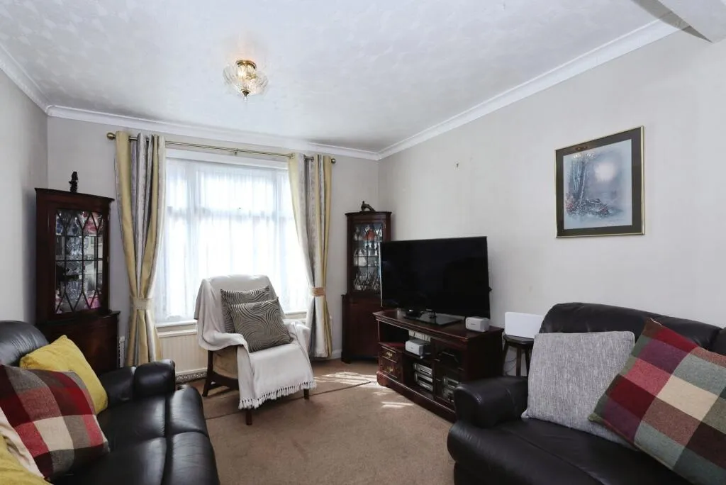3 bed Terraced