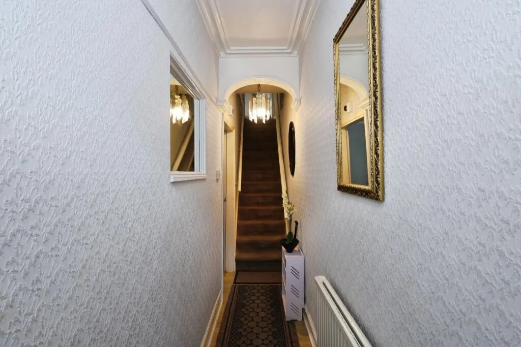 3 bed Terraced