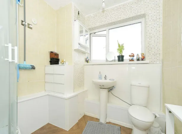 2 bed Apartment