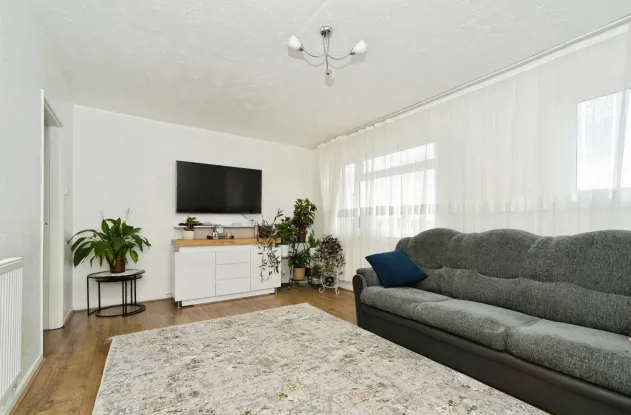 2 bed Apartment