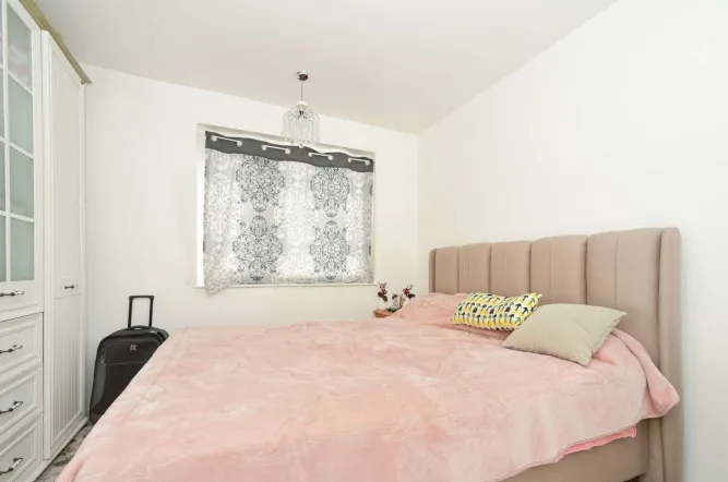 2 bed Apartment