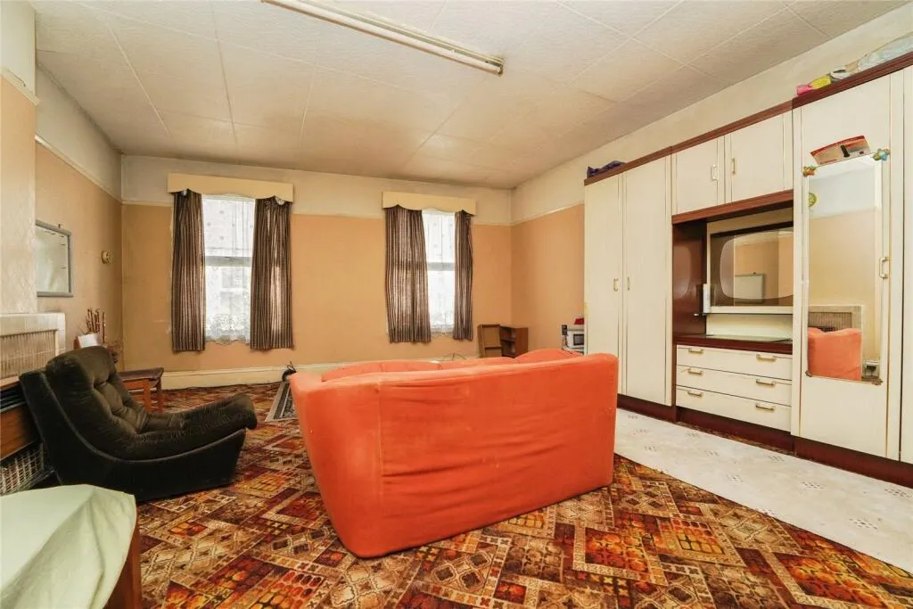 3 bed Terraced