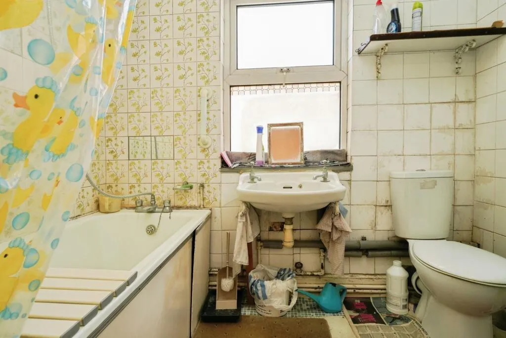 3 bed Terraced
