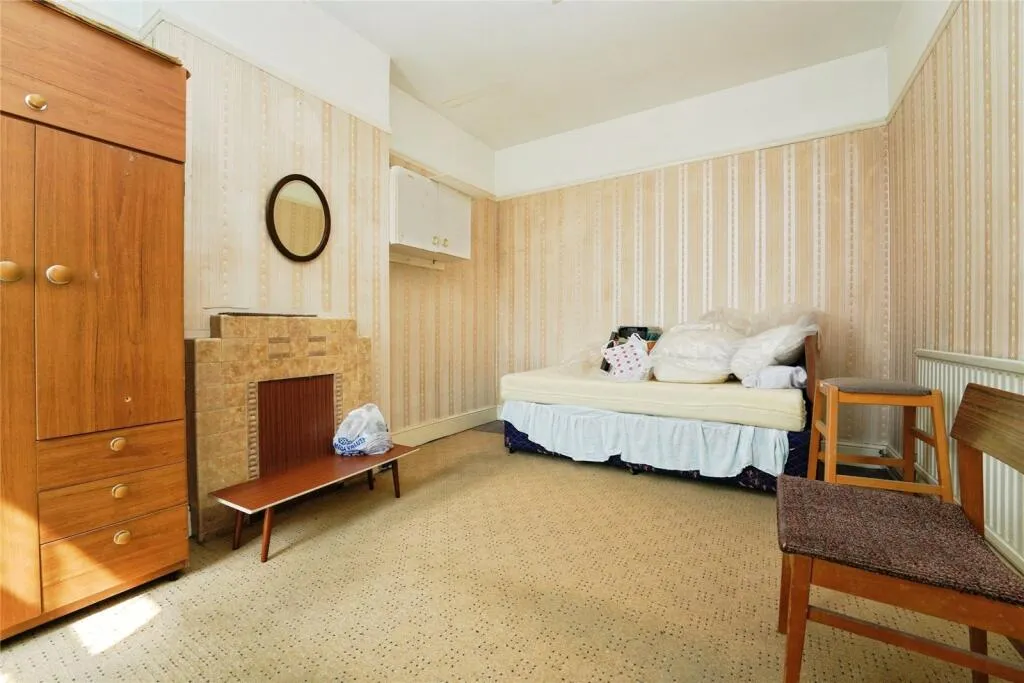 3 bed Terraced