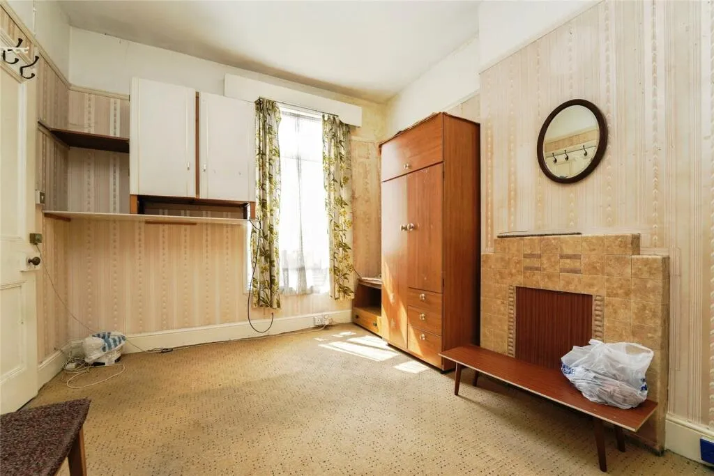 3 bed Terraced