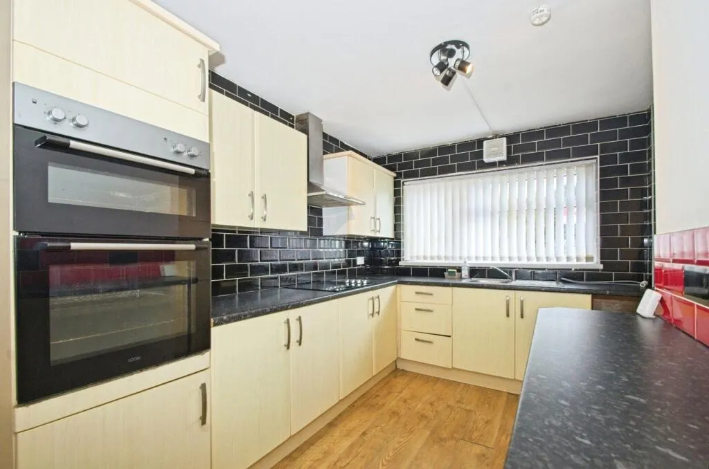 3 bed Terraced