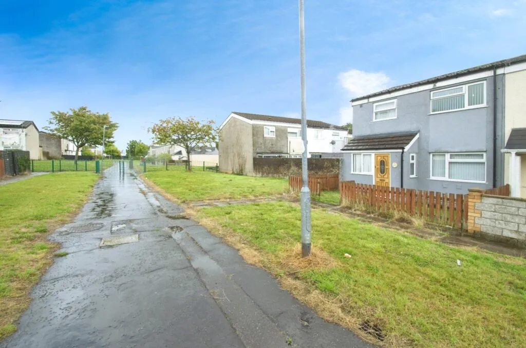 3 bed Terraced