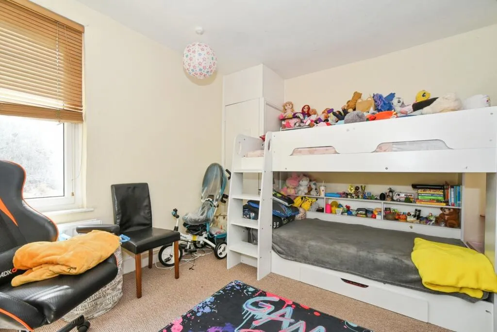 2 bed Terraced