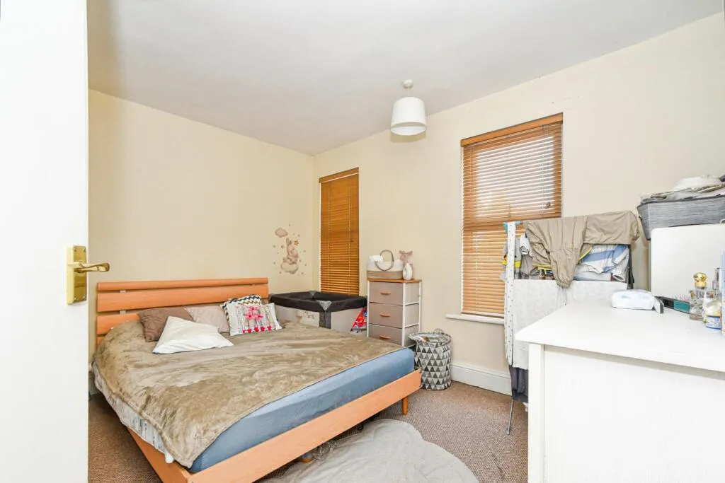 2 bed Terraced