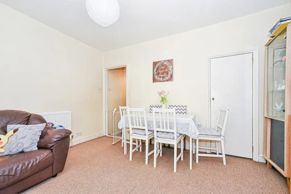 2 bed Terraced