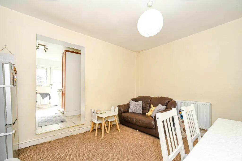 2 bed Terraced