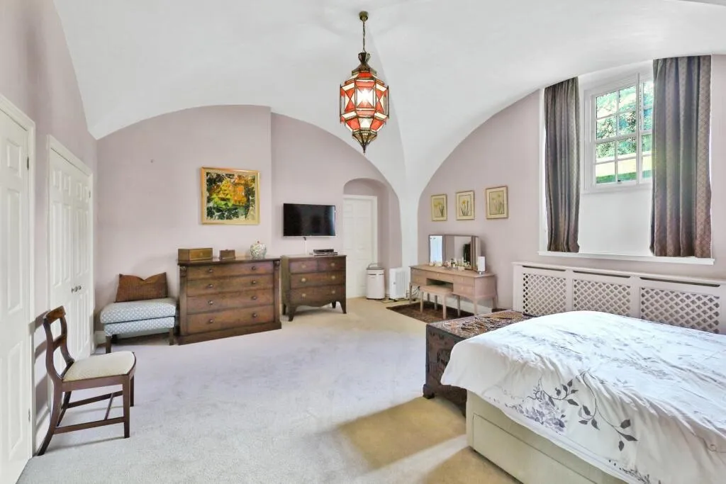 2 bed Apartment