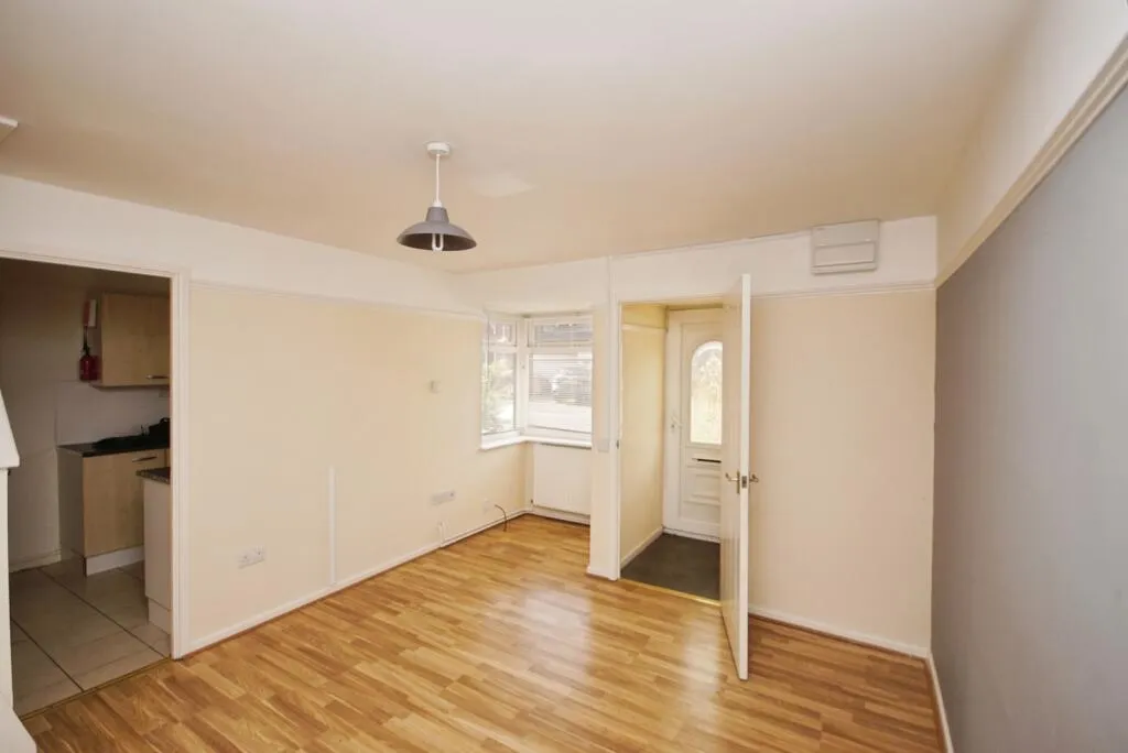 1 bed House