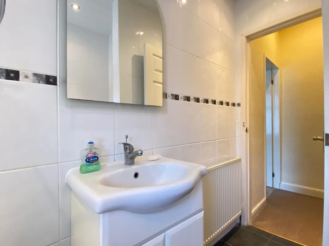 Edward Street, Brighouse, HD6 2BD - Online Auctions