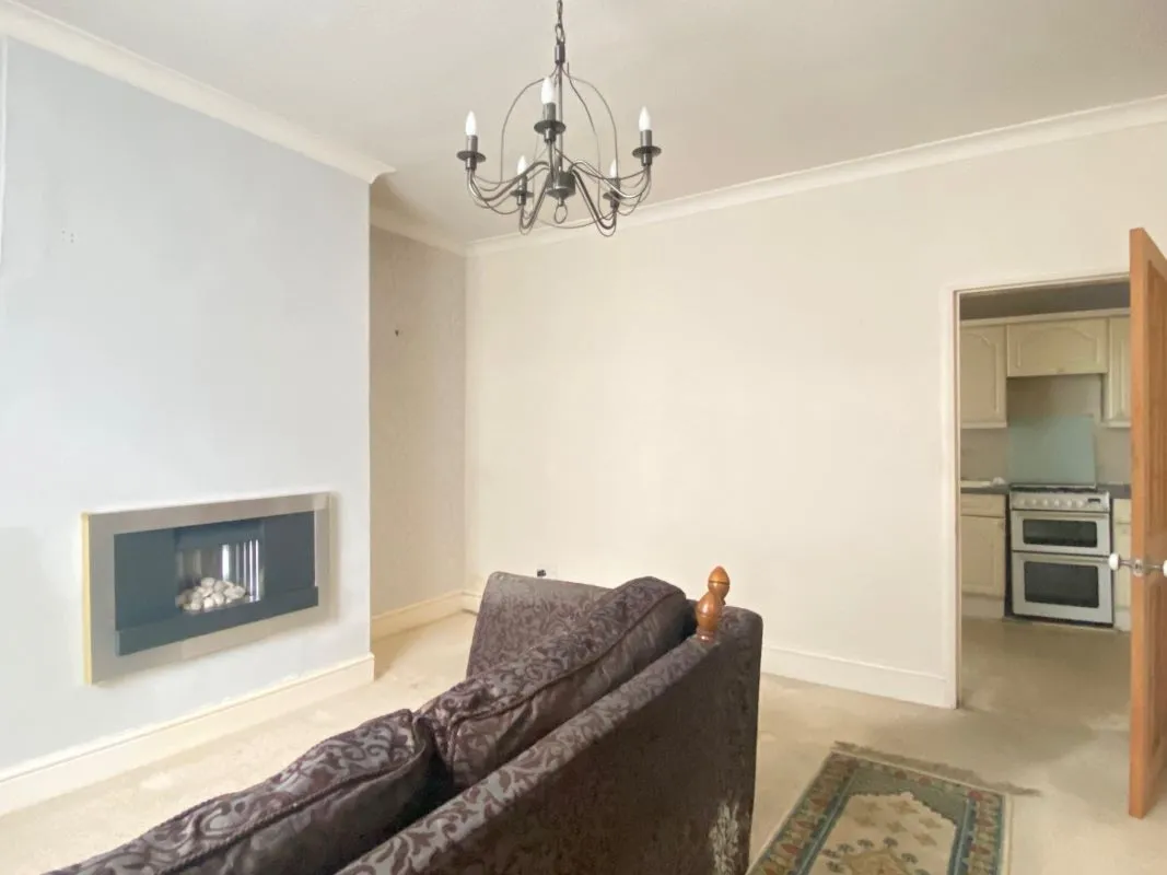 Edward Street, Brighouse, HD6 2BD - Online Auctions