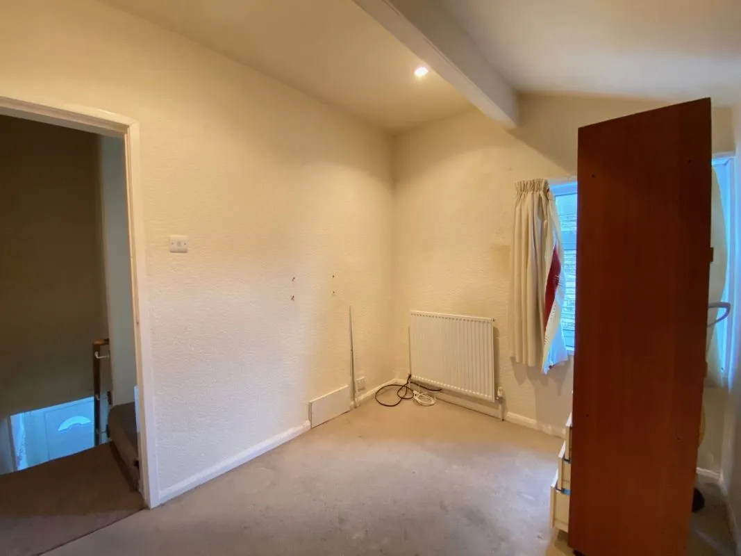 Edward Street, Brighouse, HD6 2BD - Online Auctions