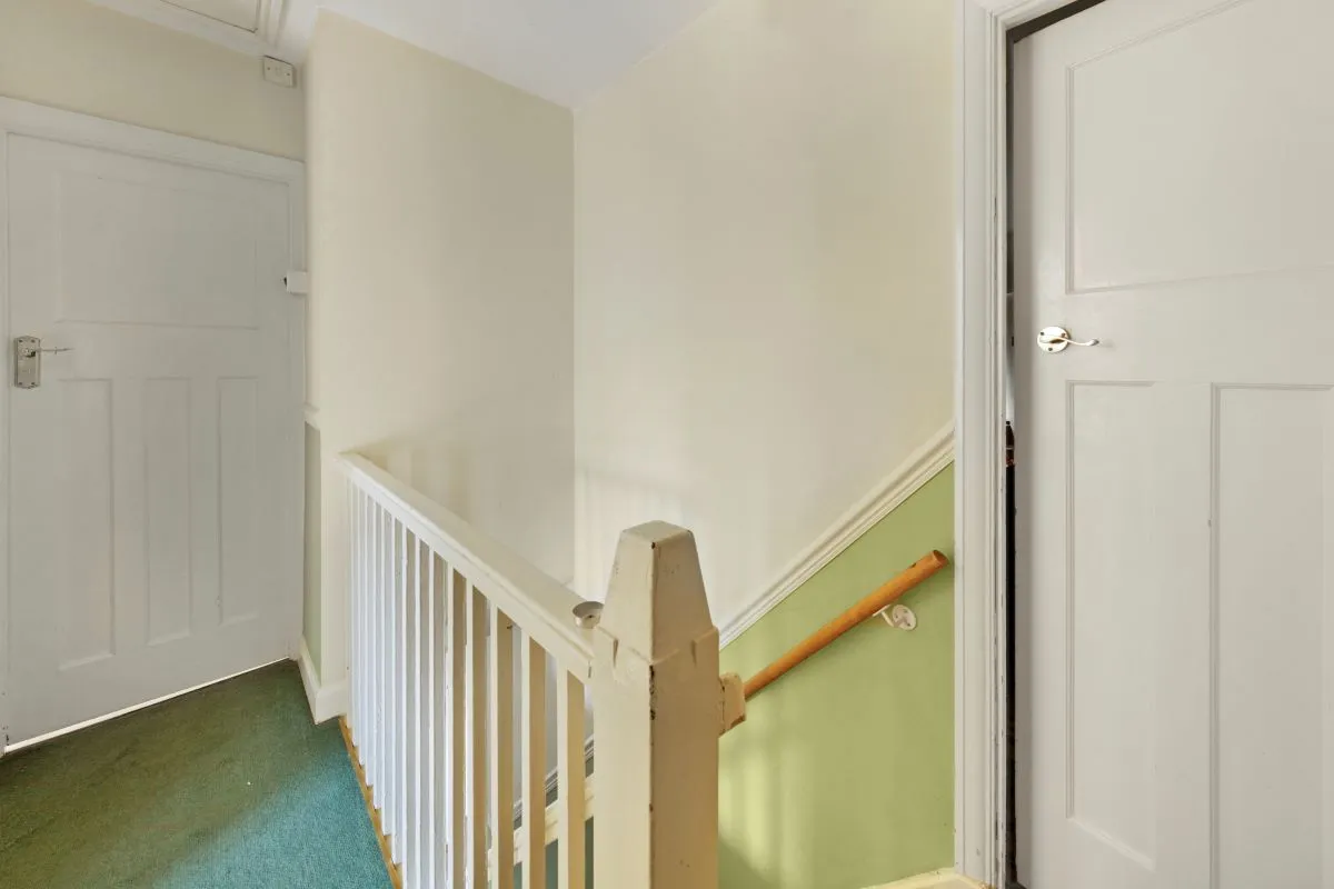 Chestnut Avenue, Kettering, Northamptonshire, NN15 7BG - Online Auctions