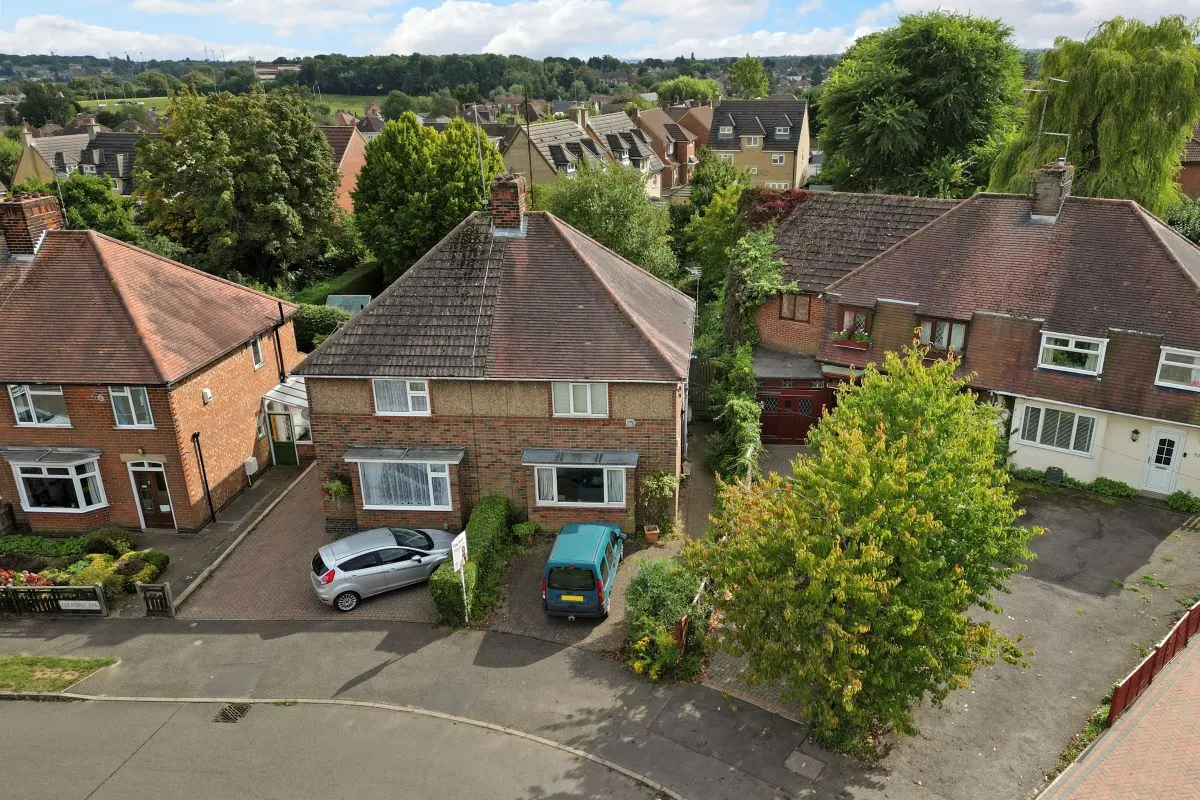 Chestnut Avenue, Kettering, Northamptonshire, NN15 7BG - Online Auctions