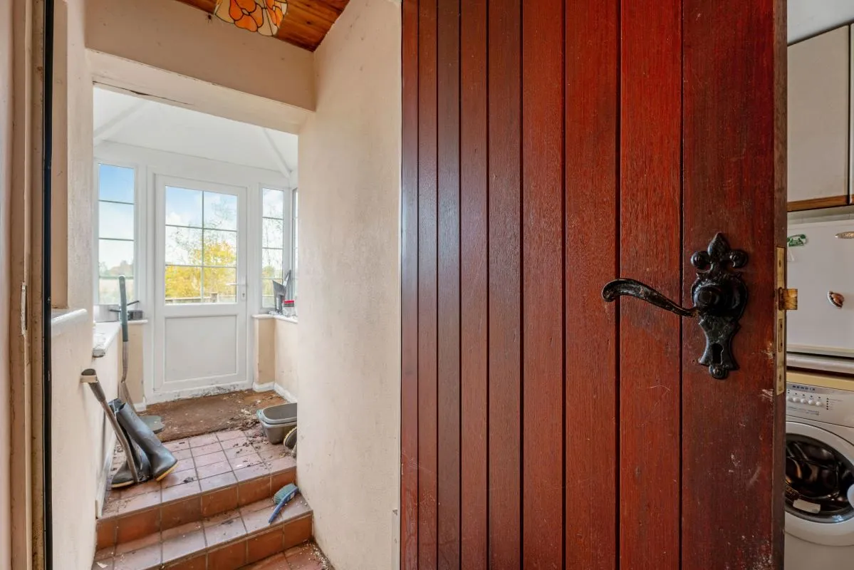 Honeybrook Cottage, Rushock, Droitwich, Worcestershire, WR9 0NS - Online Auctions
