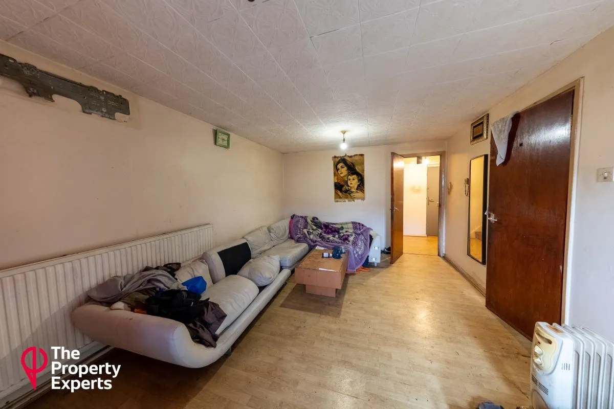 Willowbrook Road, Southall, Middlesex, UB2 4RH - Online Auctions
