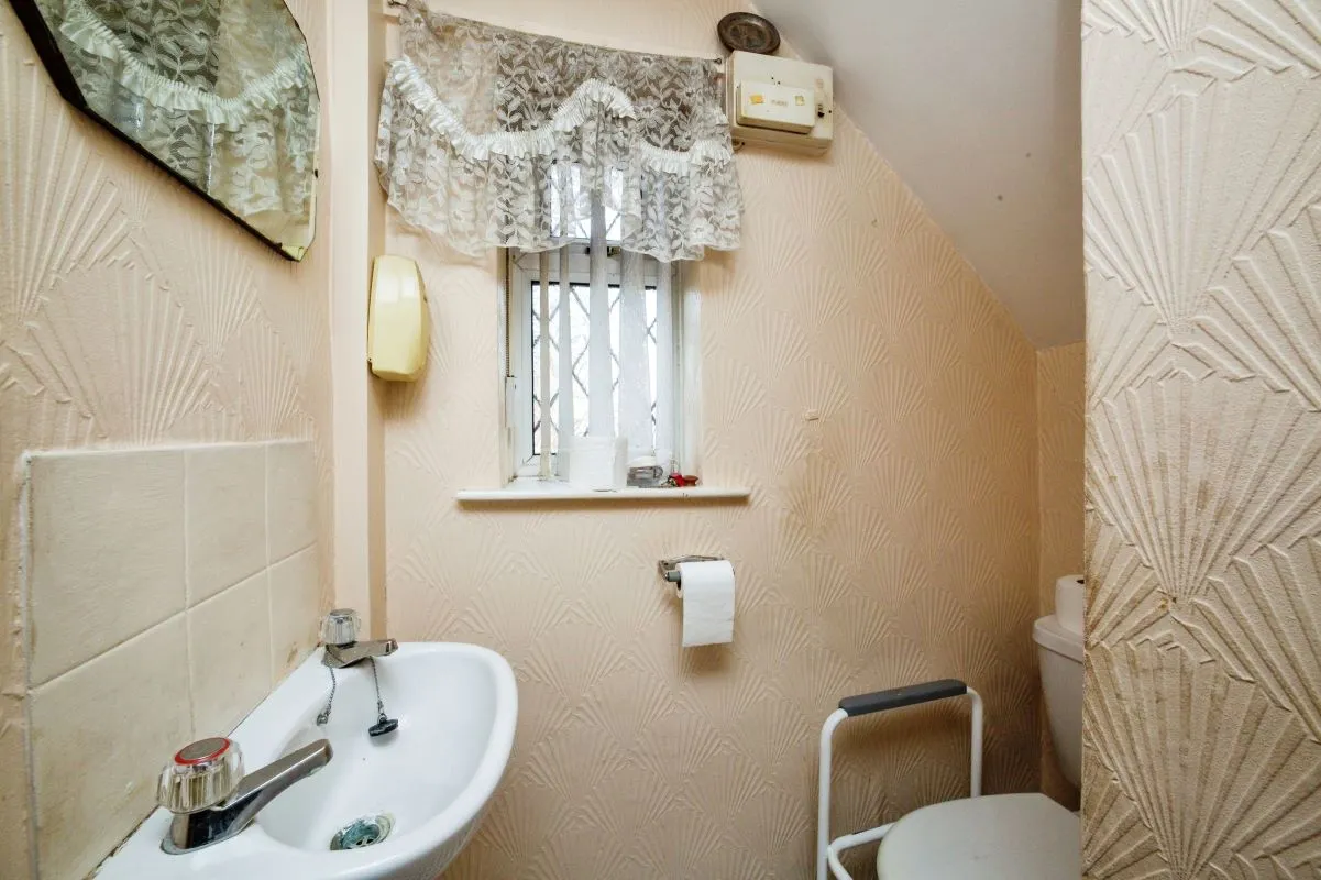 Furlong Road, Bolton-upon-Dearne, S63 8HT - Online Auctions