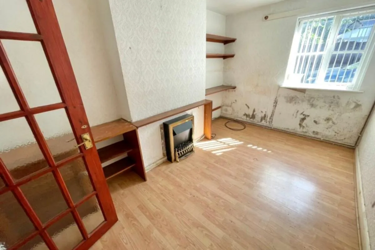 High Street, Hale Village, Liverpool, Merseyside, L24 4AE - Online Auctions